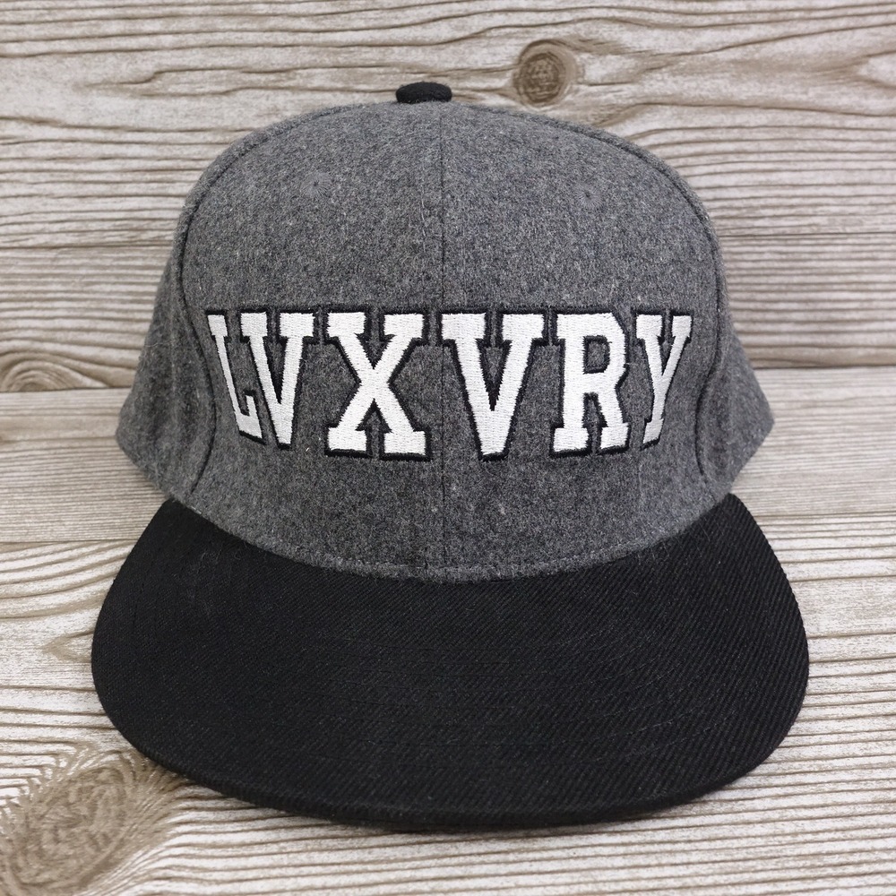 LVXVRY LUXURY LOGO GREY BLACK ADJUSTABLE SNAPBACK BASEBALL HAT CAP
